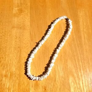 Retro White Hawaiian Puka Shell Necklace 16" Beach Y2K Cosplay Costume Vintage